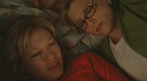 DailyDuff-dot-org_LizzieMcGuire-2x34MagicTrain0825.jpg