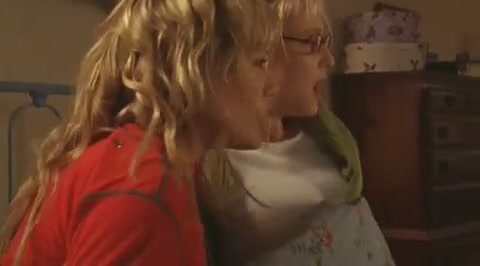 DailyDuff-dot-org_LizzieMcGuire-2x34MagicTrain0828.jpg