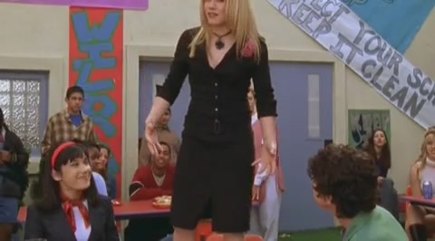 DailyDuff-dot-org_LizzieMcGuire-2x34MagicTrain1005.jpg