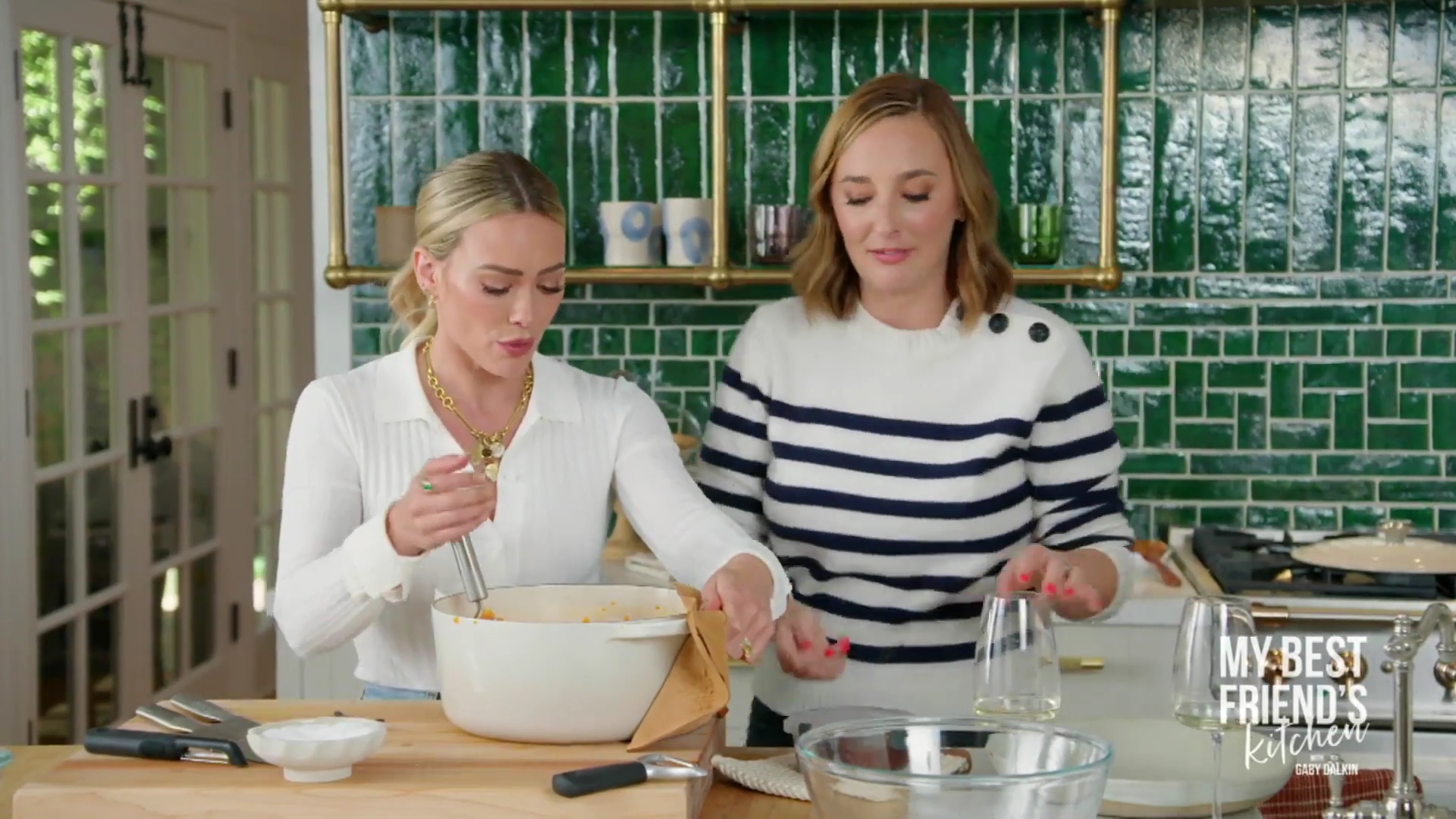 DailyDuff-dot-nl_MyBestFriendsKitchenwithGabyDalkin0717.jpg DailyDuff-dot-nl_MyBestFriendsKitchenwithGabyDalkin0717.jpg