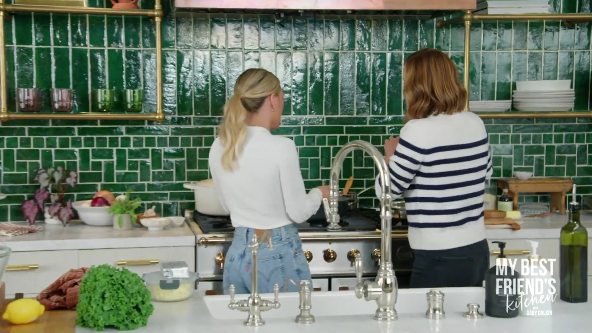DailyDuff-dot-nl_MyBestFriendsKitchenwithGabyDalkin1155.jpg DailyDuff-dot-nl_MyBestFriendsKitchenwithGabyDalkin1155.jpg