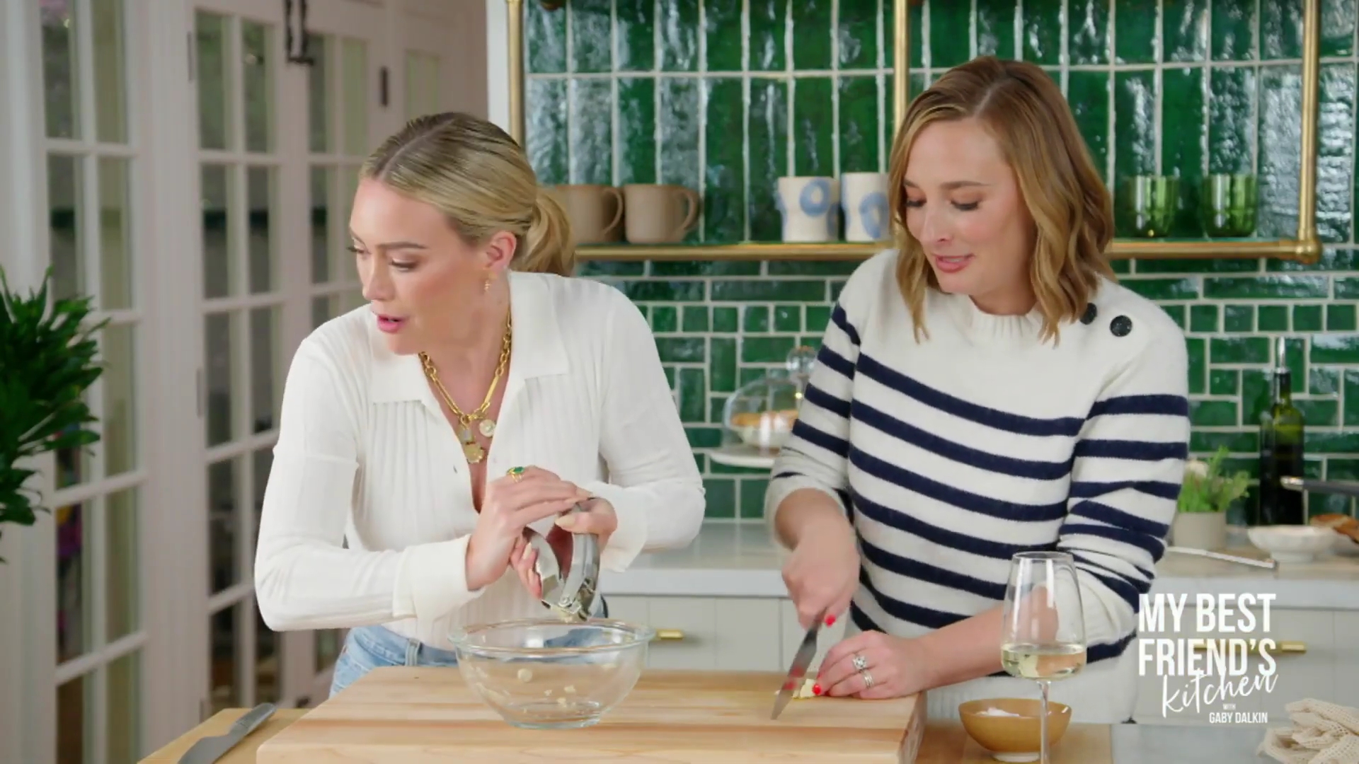 DailyDuff-dot-nl_MyBestFriendsKitchenwithGabyDalkin1420.jpg DailyDuff-dot-nl_MyBestFriendsKitchenwithGabyDalkin1420.jpg