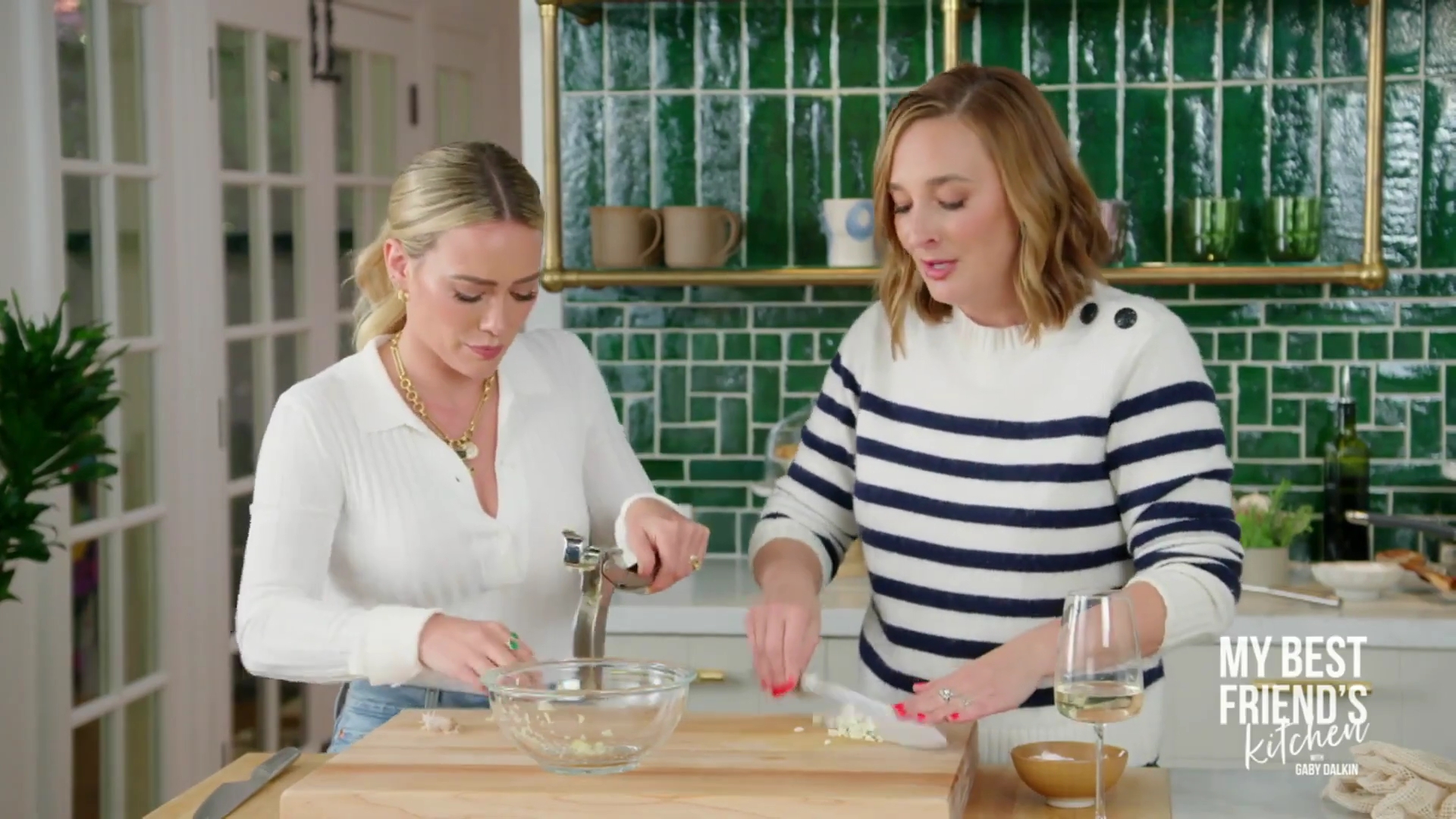 DailyDuff-dot-nl_MyBestFriendsKitchenwithGabyDalkin1432.jpg DailyDuff-dot-nl_MyBestFriendsKitchenwithGabyDalkin1432.jpg