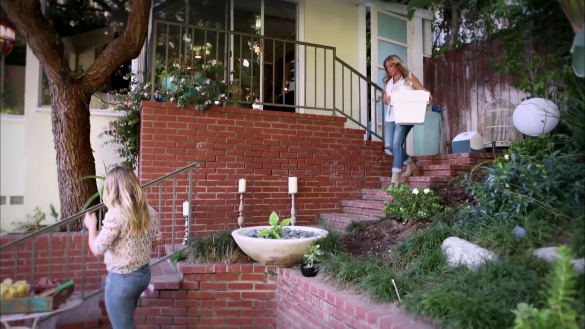 DailyDuff-dot-nl_RealGirlsKitchen1x05DuffFamilyCrabBoil0627.jpg DailyDuff-dot-nl_RealGirlsKitchen1x05DuffFamilyCrabBoil0627.jpg