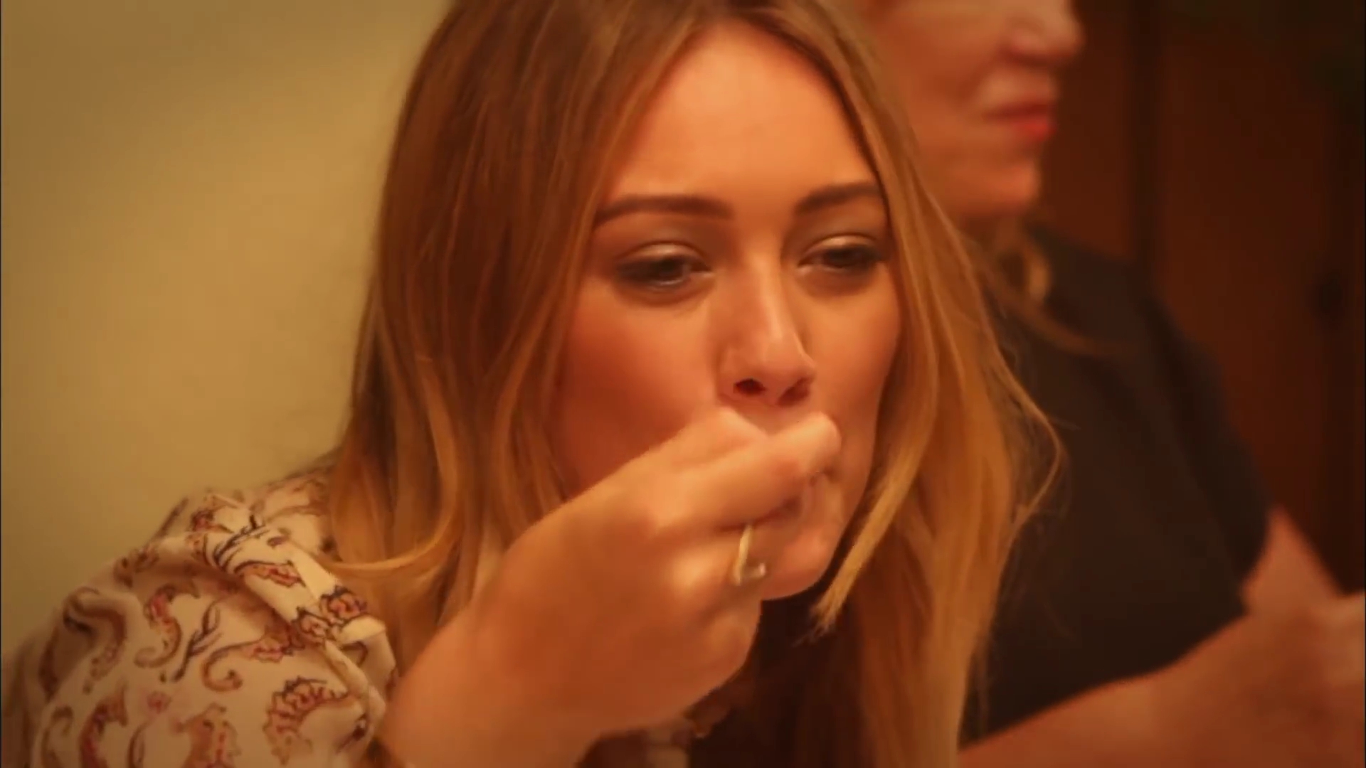 DailyDuff-dot-nl_RealGirlsKitchen1x05DuffFamilyCrabBoil1137.jpg DailyDuff-dot-nl_RealGirlsKitchen1x05DuffFamilyCrabBoil1137.jpg