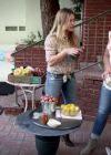 DailyDuff-dot-nl_RealGirlsKitchen1x05DuffFamilyCrabBoil0642.jpg