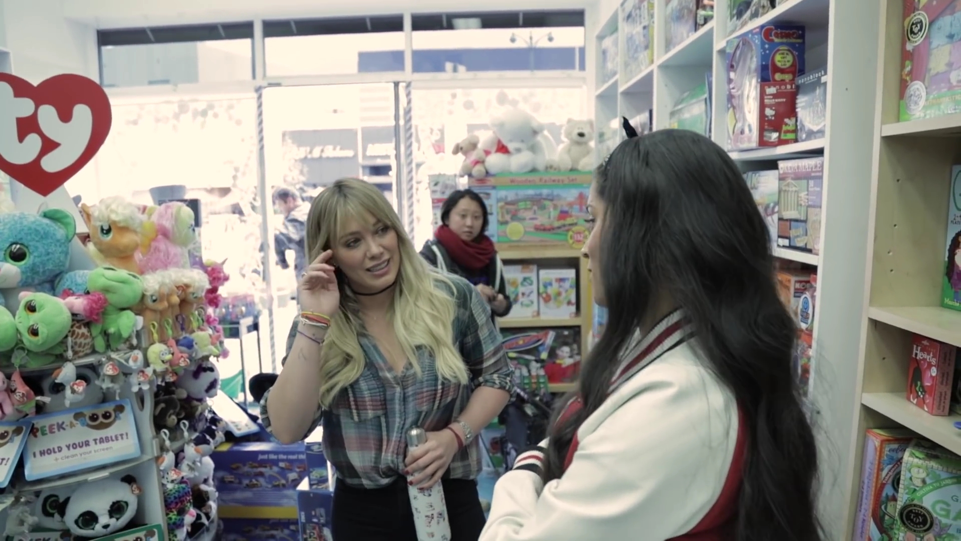 DailyDuff-dot-nl_WhatLastMinuteChristmasShoppingisReallyLike_Bloopers0035.jpg