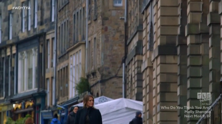 DailyDuff-dot-nl_WhoDoYouThinkYouAre10x04-2056.jpg