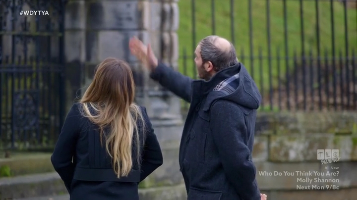 DailyDuff-dot-nl_WhoDoYouThinkYouAre10x04-2114.jpg DailyDuff-dot-nl_WhoDoYouThinkYouAre10x04-2114.jpg