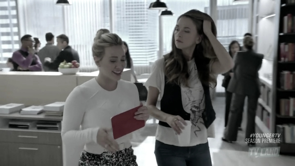 DailyDuff_dot_nl-Younger2x01-0286.jpg