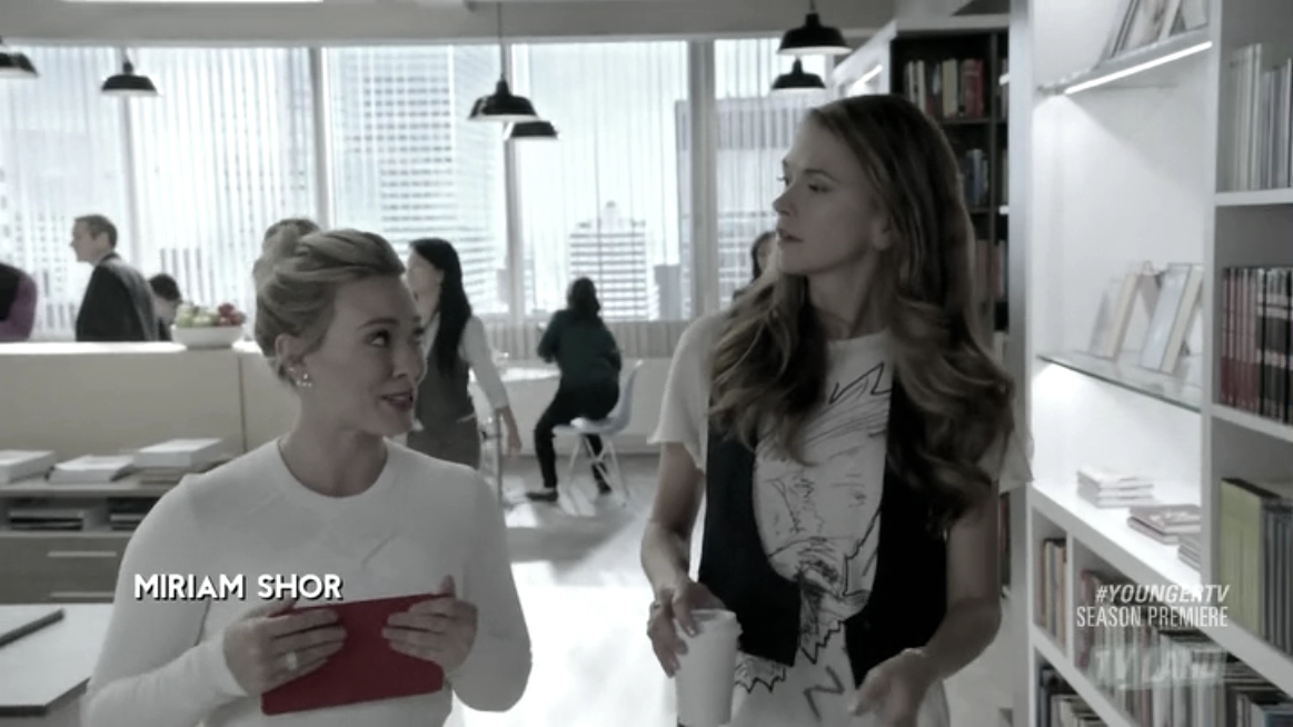 DailyDuff_dot_nl-Younger2x01-0290.jpg