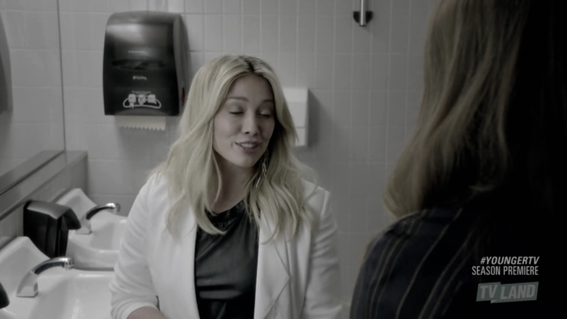 DailyDuff_dot_nl-Younger2x02-0902.jpg