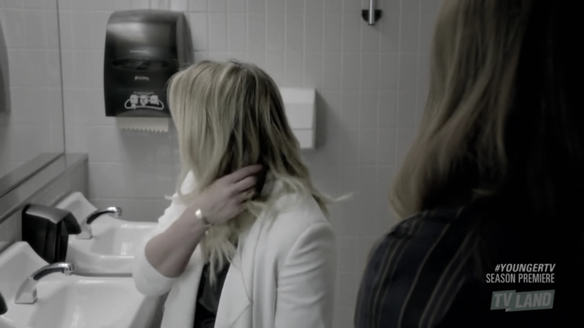 DailyDuff_dot_nl-Younger2x02-0907.jpg