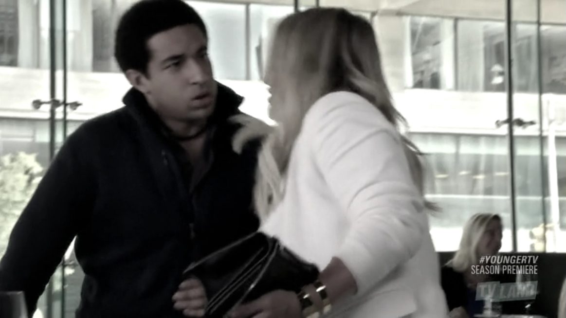 DailyDuff_dot_nl-Younger2x02-1021.jpg