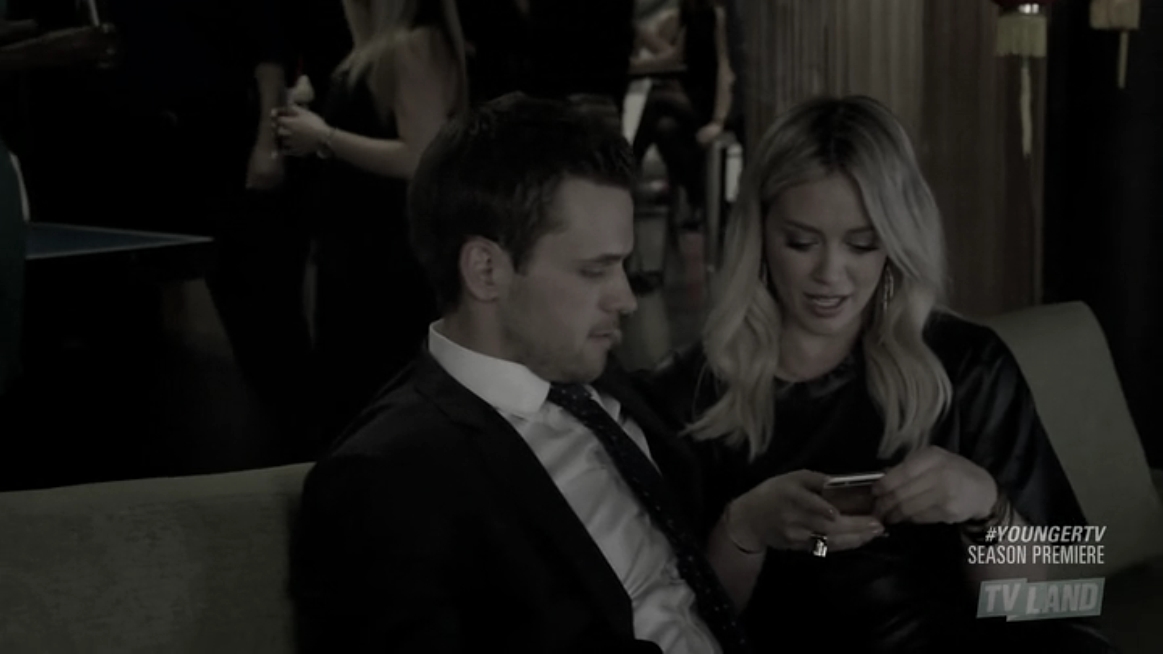 DailyDuff_dot_nl-Younger2x02-1212.jpg