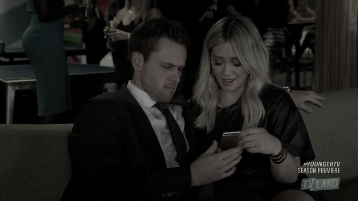 DailyDuff_dot_nl-Younger2x02-1222.jpg
