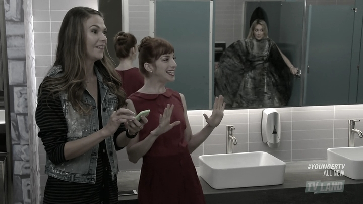 DailyDuff_dot_nl-Younger2x03-0649.jpg DailyDuff_dot_nl-Younger2x03-0649.jpg