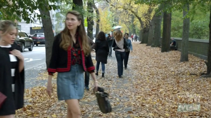 DailyDuff_dot_nl-younger2x08-0206.jpg