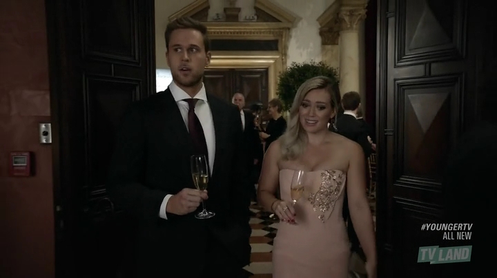 DailyDuff_dot_nl-younger2x08-0256.jpg