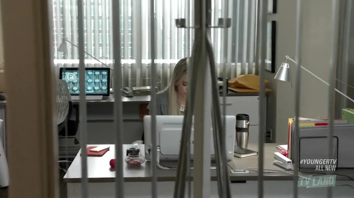 DailyDuff_dot_nl-younger2x08-0543.jpg
