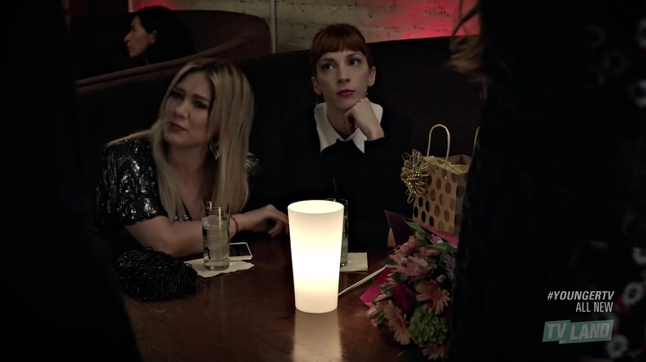 DailyDuff_dot_nl-younger2x08-1013.jpg