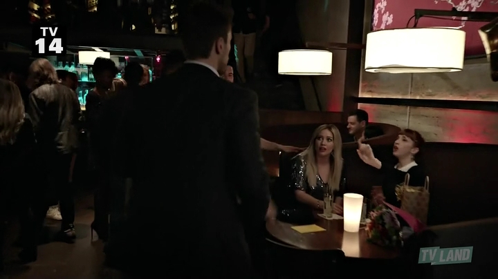 DailyDuff_dot_nl-younger2x08-1112.jpg