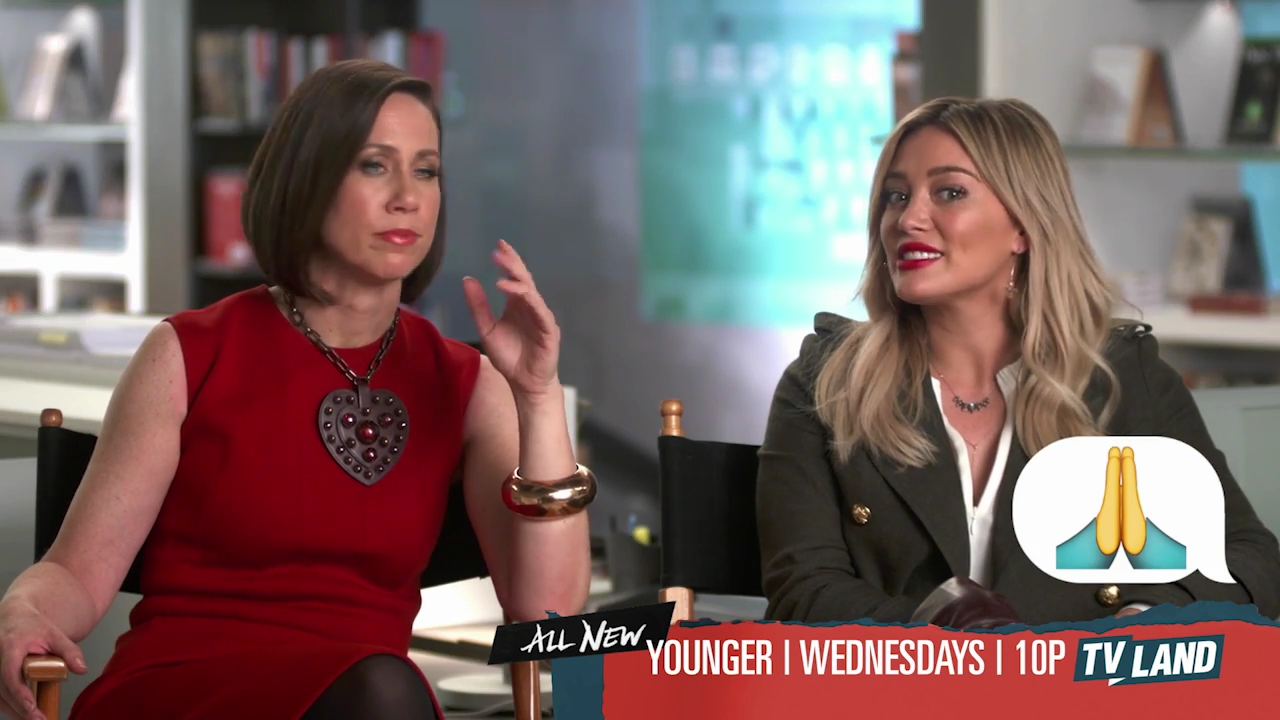 DailyDuff-dot-nl_Younger-KnowYourEmoji-HighFive0080.jpg DailyDuff-dot-nl_Younger-KnowYourEmoji-HighFive0080.jpg