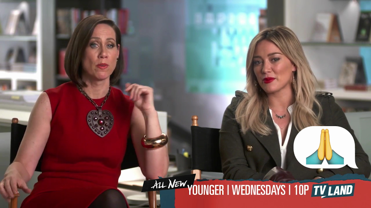 DailyDuff-dot-nl_Younger-KnowYourEmoji-HighFive0099.jpg DailyDuff-dot-nl_Younger-KnowYourEmoji-HighFive0099.jpg