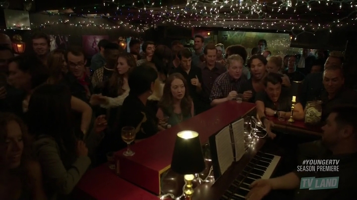 DailyDuff-dot-NL-Younger3x01-0948.jpg DailyDuff-dot-NL-Younger3x01-0948.jpg