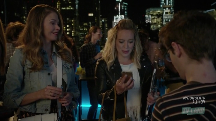 DailyDuff-dot-NL-Younger3x02-0997.jpg DailyDuff-dot-NL-Younger3x02-0997.jpg