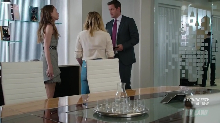 DailyDuff-dot-nl_Younger3x07-0082.jpg