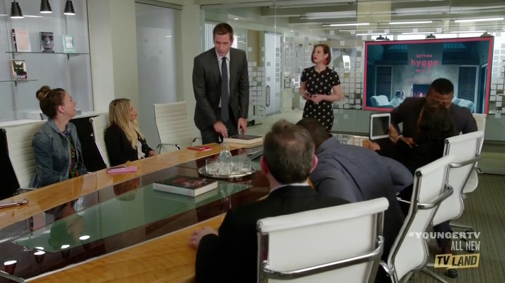 DailyDuff-dot-NL_Younger4x02GettinHyggeWithIt0506.jpg DailyDuff-dot-NL_Younger4x02GettinHyggeWithIt0506.jpg