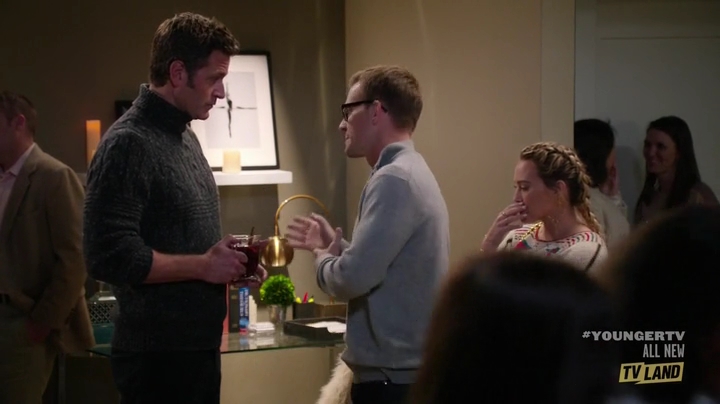 DailyDuff-dot-NL_Younger4x02GettinHyggeWithIt0920.jpg DailyDuff-dot-NL_Younger4x02GettinHyggeWithIt0920.jpg