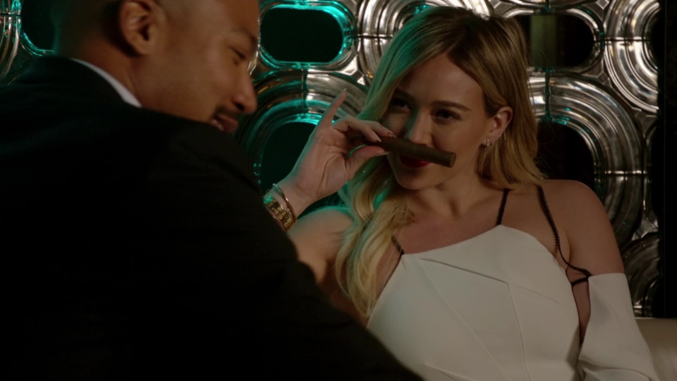 DailyDuff-dot-nl_Younger4x05TheGiftoftheMaggie0474.jpg DailyDuff-dot-nl_Younger4x05TheGiftoftheMaggie0474.jpg