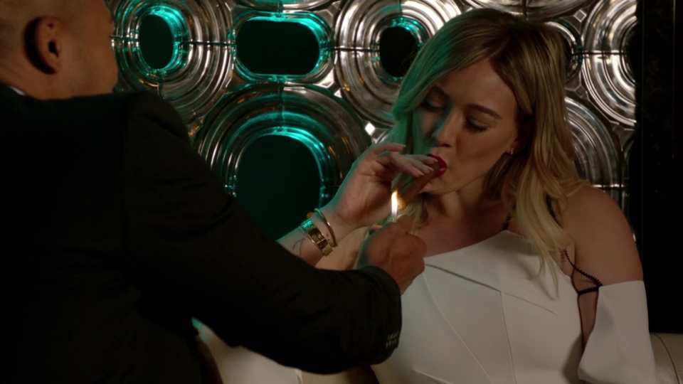 DailyDuff-dot-nl_Younger4x05TheGiftoftheMaggie0537.jpg DailyDuff-dot-nl_Younger4x05TheGiftoftheMaggie0537.jpg