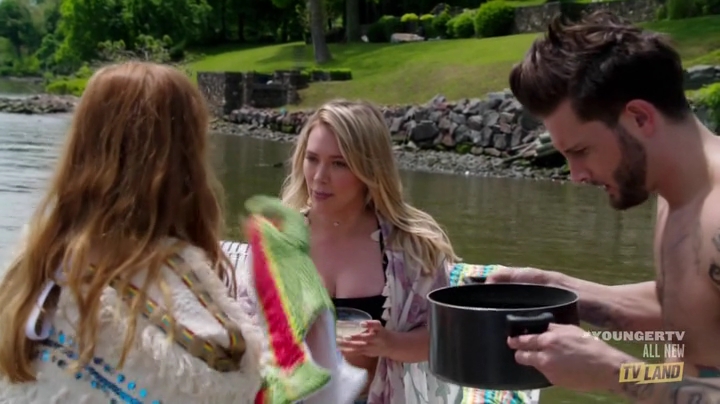 DailyDuff-dot-nl_Younger4x07FeverPitch0571.jpg DailyDuff-dot-nl_Younger4x07FeverPitch0571.jpg