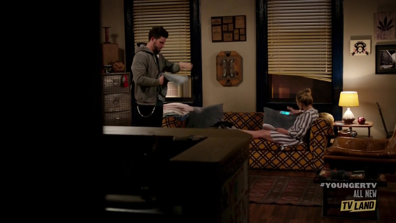 DailyDuff-dot-nl_Younger4x08TheGelatoandthePube0771.jpg
