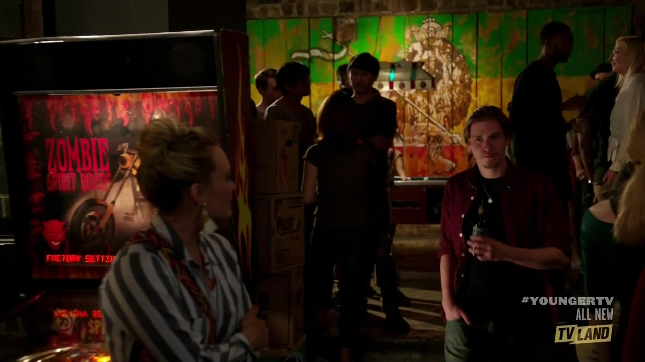 DailyDuff-dot-nl_Younger4x08TheGelatoandthePube0852.jpg