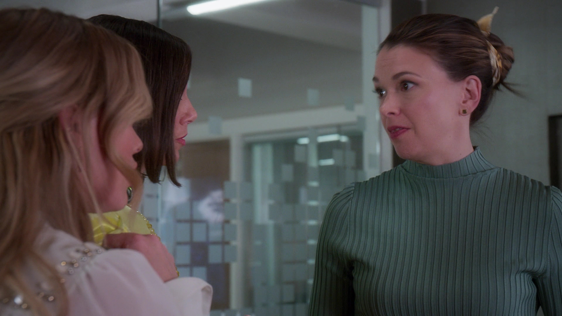 DailyDuff-dot-nl_Younger6x05-00294.jpg