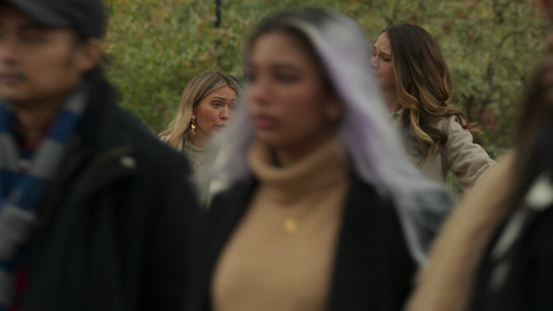 DailyDuff-dot-nl_Younger7x02ItsTheEndOfTheWorldWormGirl0443.jpg