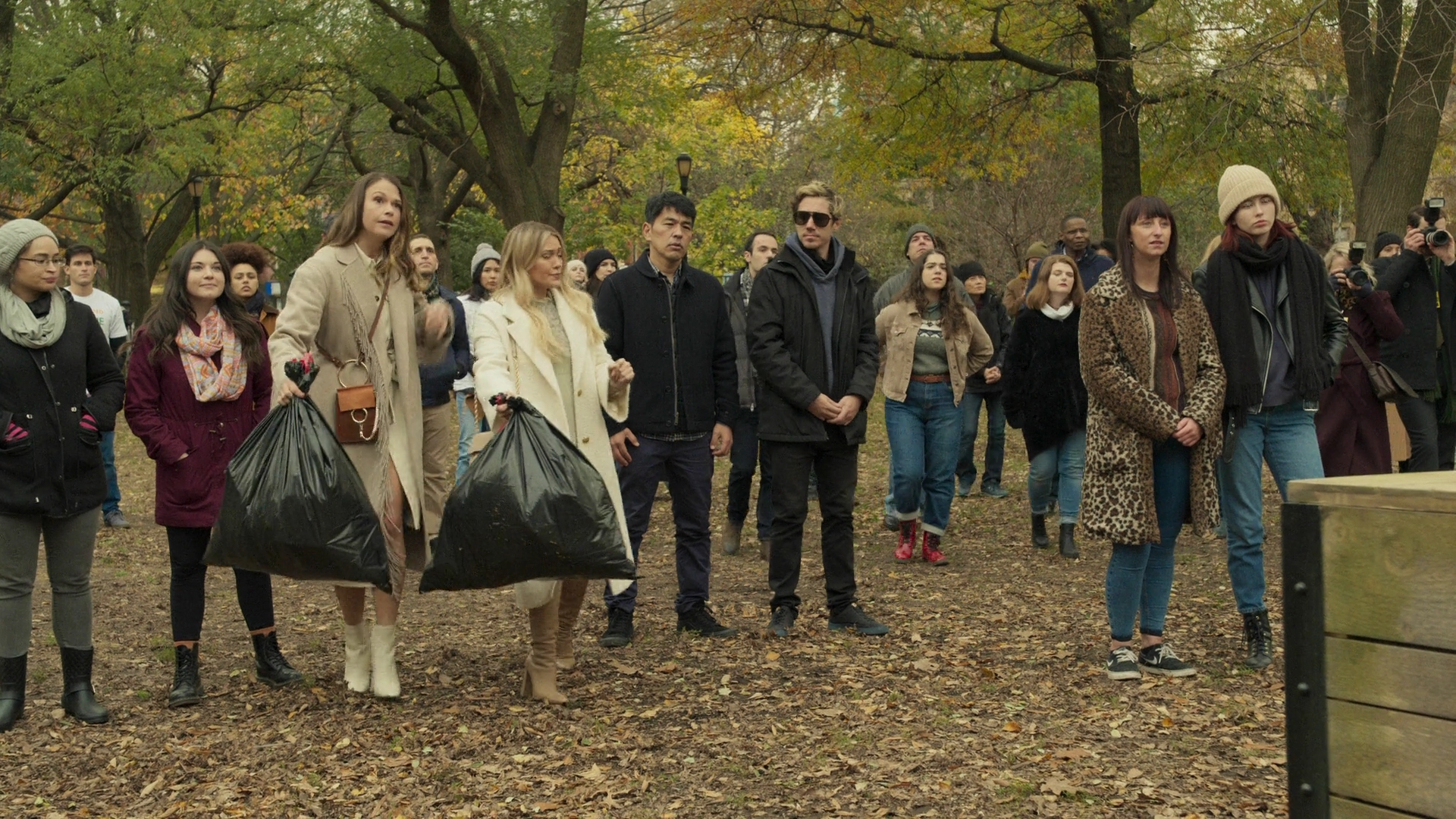 DailyDuff-dot-nl_Younger7x02ItsTheEndOfTheWorldWormGirl0461.jpg