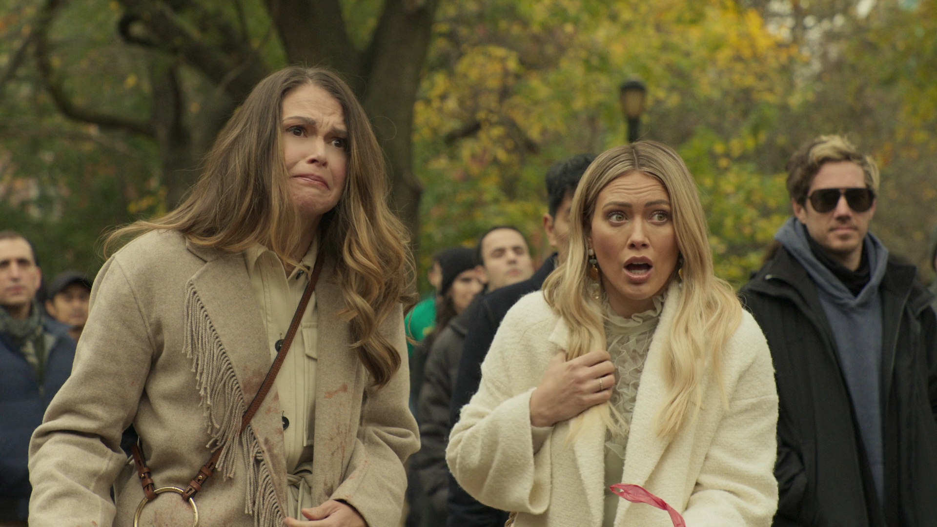 DailyDuff-dot-nl_Younger7x02ItsTheEndOfTheWorldWormGirl0502.jpg