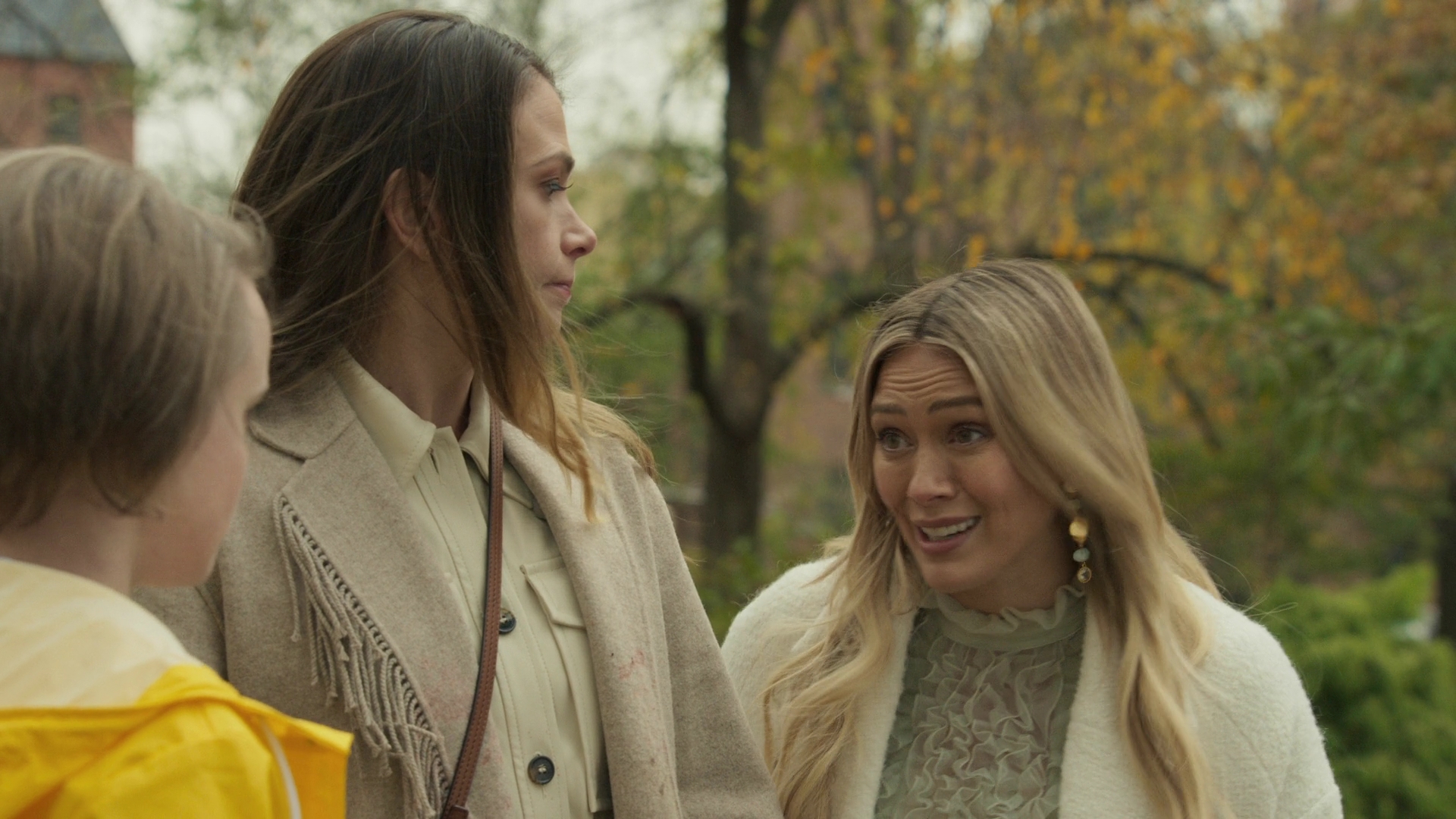 DailyDuff-dot-nl_Younger7x02ItsTheEndOfTheWorldWormGirl0529.jpg