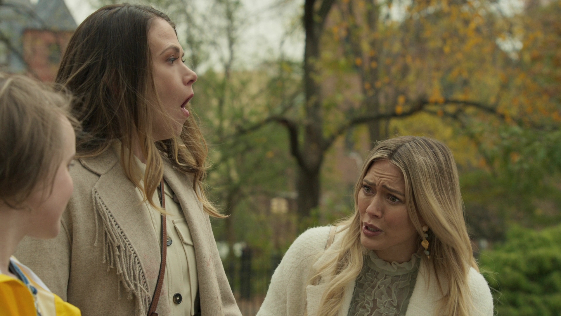DailyDuff-dot-nl_Younger7x02ItsTheEndOfTheWorldWormGirl0552.jpg
