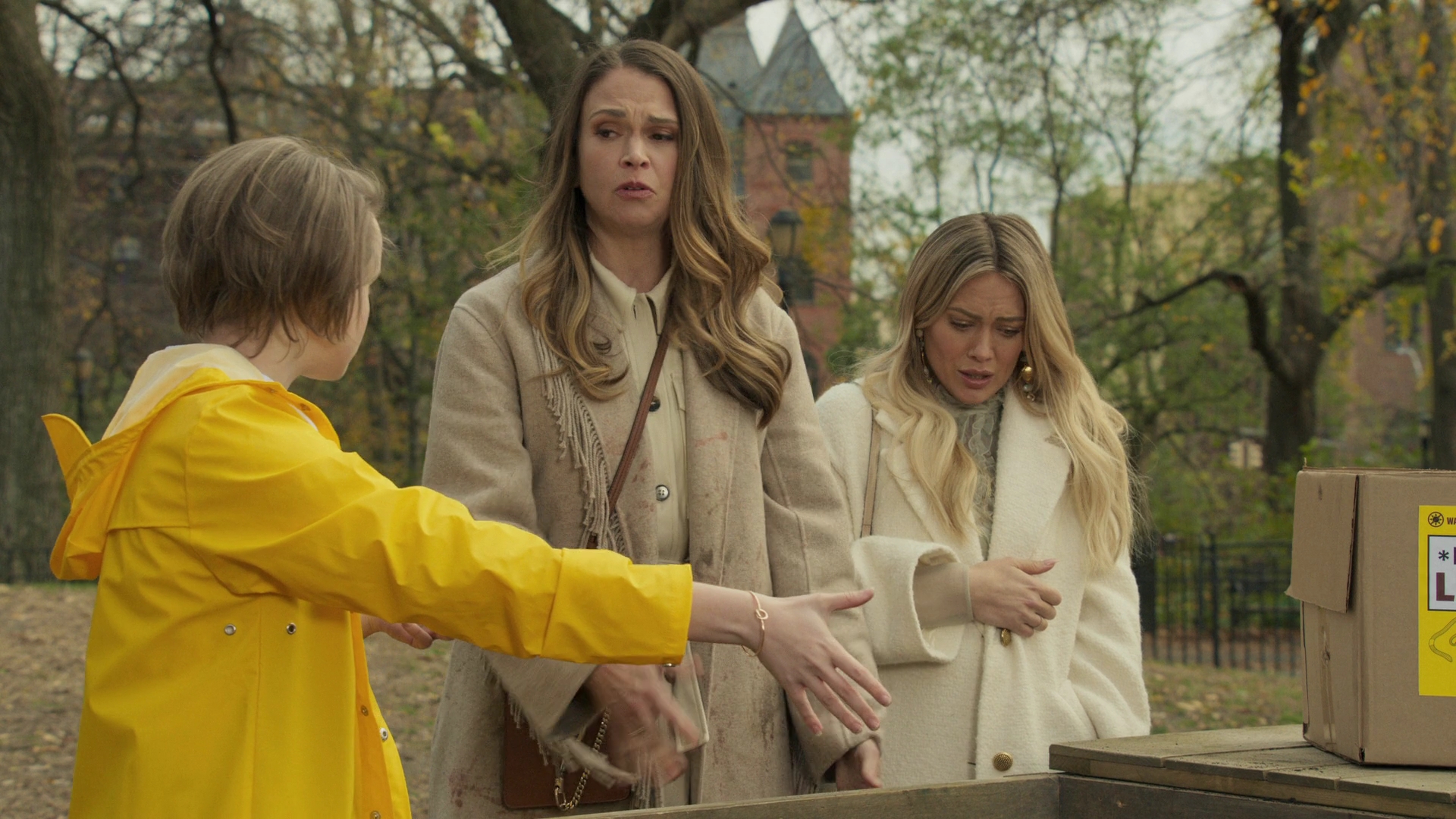 DailyDuff-dot-nl_Younger7x02ItsTheEndOfTheWorldWormGirl0594.jpg