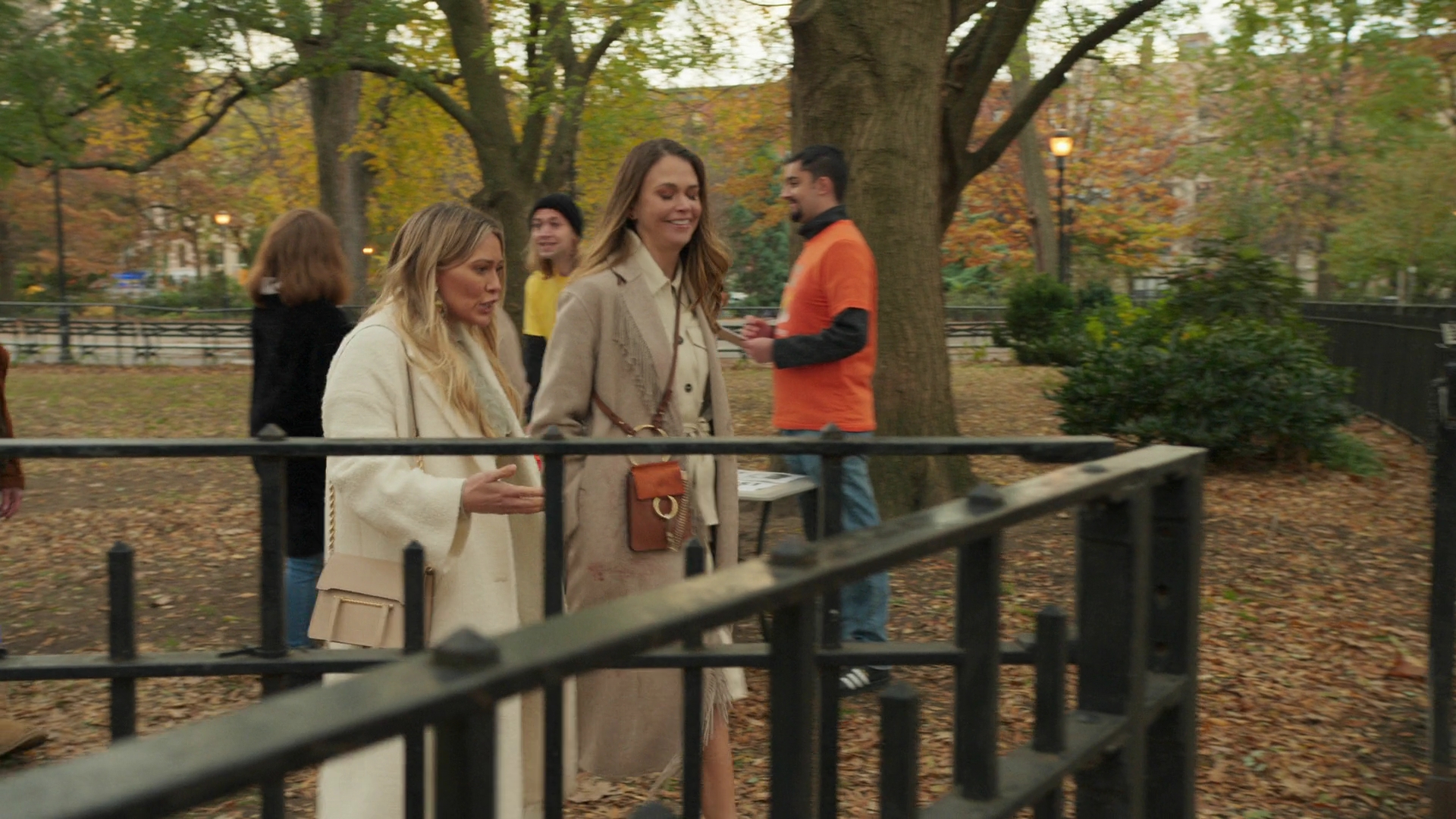 DailyDuff-dot-nl_Younger7x02ItsTheEndOfTheWorldWormGirl0649.jpg