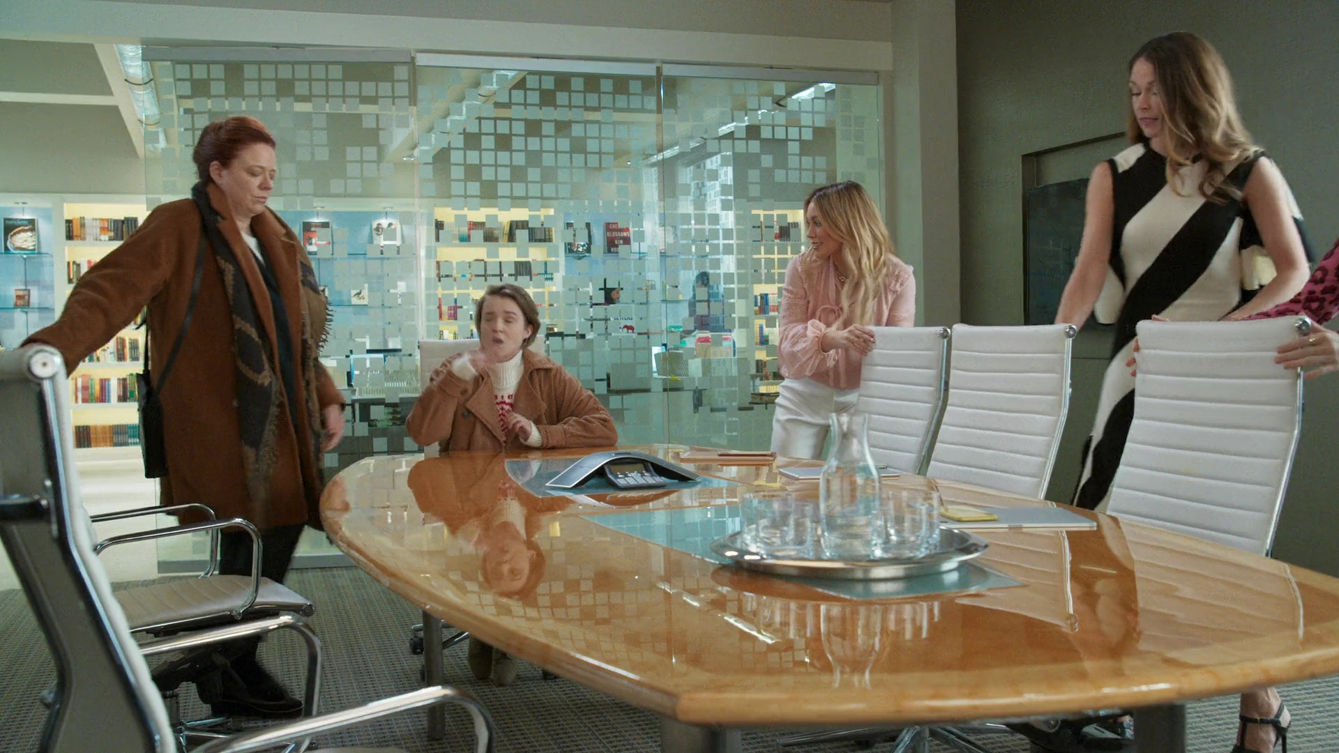 DailyDuff-dot-nl_Younger7x02ItsTheEndOfTheWorldWormGirl0686.jpg DailyDuff-dot-nl_Younger7x02ItsTheEndOfTheWorldWormGirl0686.jpg