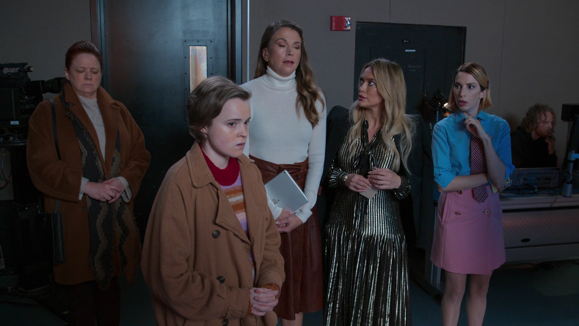 DailyDuff-dot-nl_Younger7x02ItsTheEndOfTheWorldWormGirl0974.jpg
