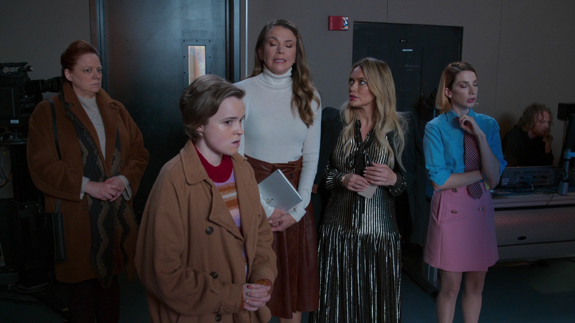 DailyDuff-dot-nl_Younger7x02ItsTheEndOfTheWorldWormGirl0975.jpg