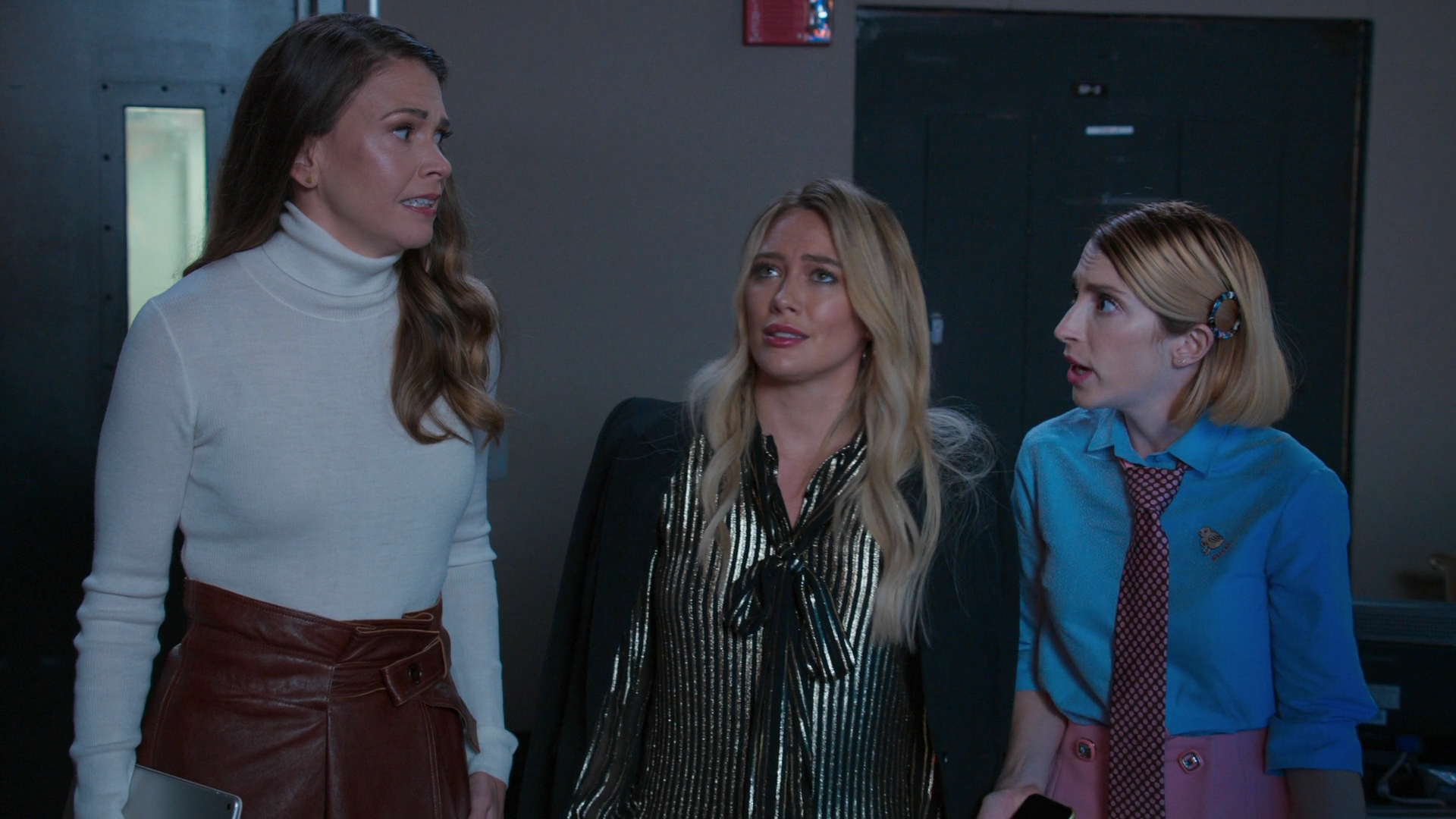 DailyDuff-dot-nl_Younger7x02ItsTheEndOfTheWorldWormGirl1013.jpg
